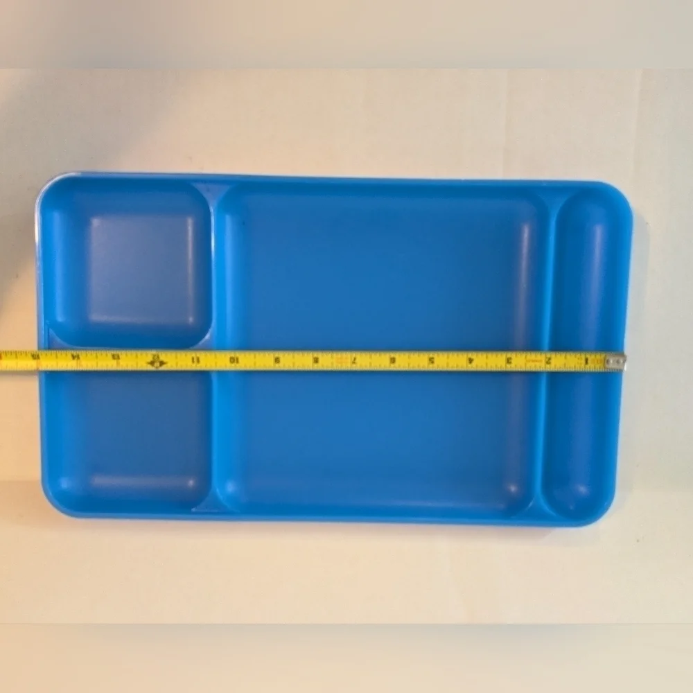 2 STACKABLE VINTAGE TUPPERWARE TV DINNER TRAYS PICNIC LUNCH BENTO, blue